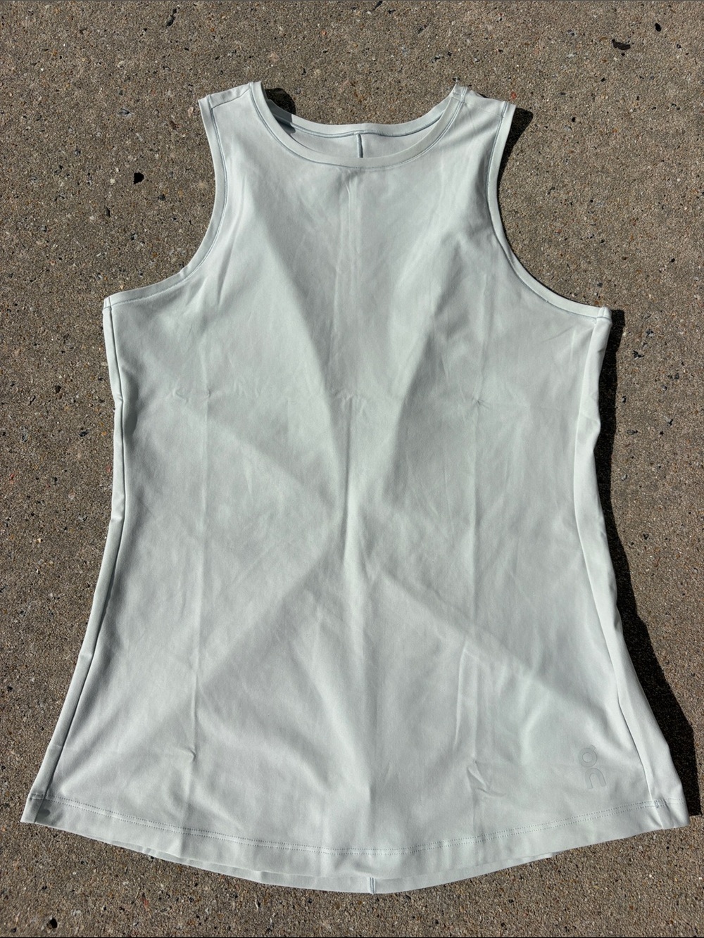 ON Cloud Movement Tank top Large L Women's racerback